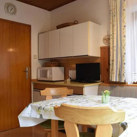 Apartment, * Huttau